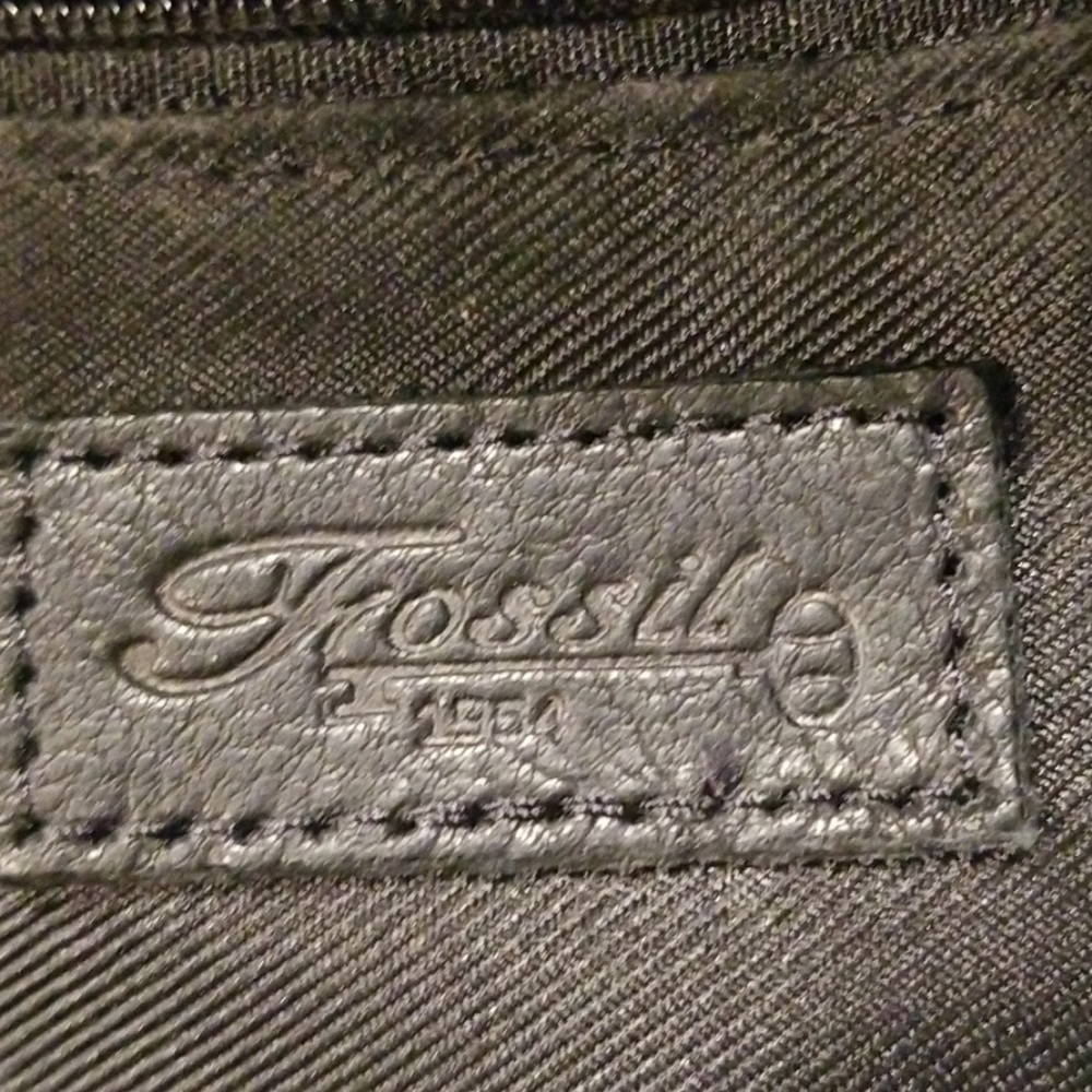 Small Fossil leather crossbody bag - Picture 7 of 8